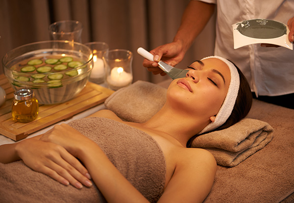45-Minute Deluxe Facial Package incl. 15 Minute Neck & Shoulder Massage - Option to incl. $40 Voucher Towards Surmanti Spa Products