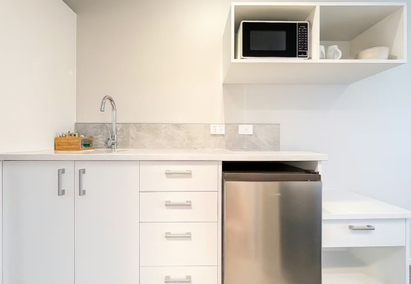 Stay, Park & Airport Transfer Package - Two-Night Superior Room Stay Near Auckland Airport, Plus Car Parking While You Travel, & Airport Shuttle - Options for up to for up to Five People