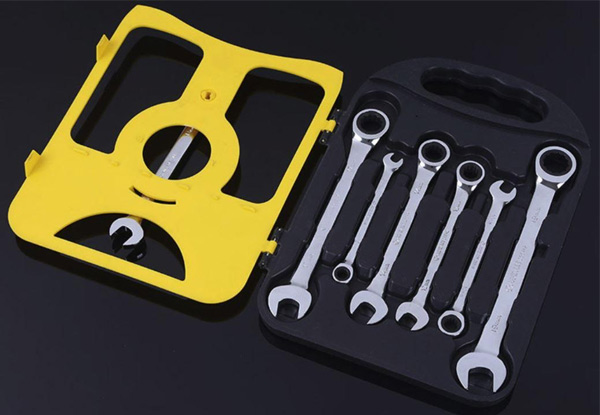 Seven-Piece Combination Ratchet Wrench Spanner Set with Case