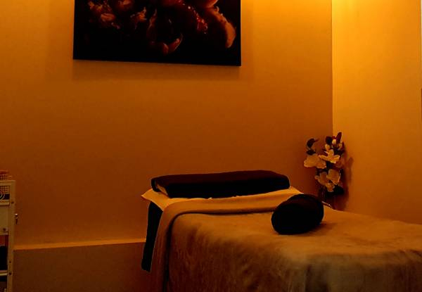 60-Minute Pamper Package incl. Mini Facial & Indian Style Head Massage - Options For 75-Minute or 90-Minute Packages
