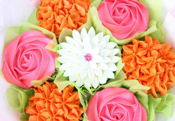Small Cupcake Bouquet from DiliCakes  - Option for Personalised Mallow Jar or Bulk Personalised Mallows - Valid for Auckland Delivery Only