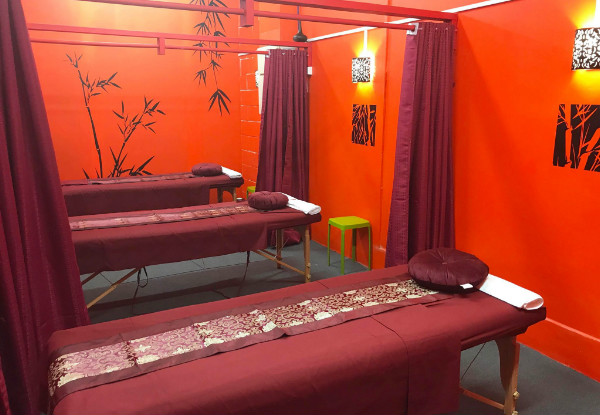 60-Minute Signature Hilot Massage with Banana Leaves, Swedish Massage or Foot & Leg Reflexology Massage - Option for Two People incl. Cupping - Hamilton Location