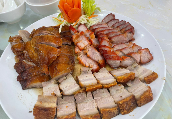 $40 Food & Beverage Voucher for Two People at Eastern Ocean Chinese Restaurant - Option for $60 Voucher for Three People