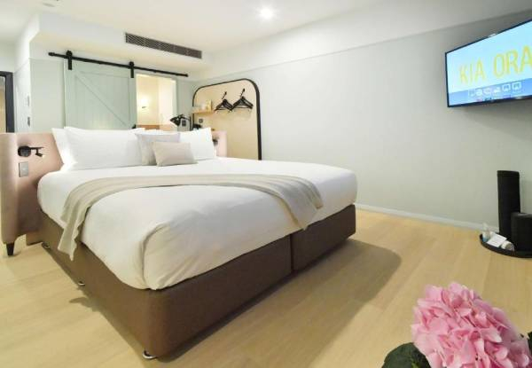 Luxury 4.5-Star Stay for 2 at Sudima Auckland City incl. Buffet Breakfast at East Restaurant, $30 Hotel Credit Per Stay, Late Checkout, Parking, Access to the Fitness Centre - Deluxe King, Deluxe Twin or upgrade to a Premium King