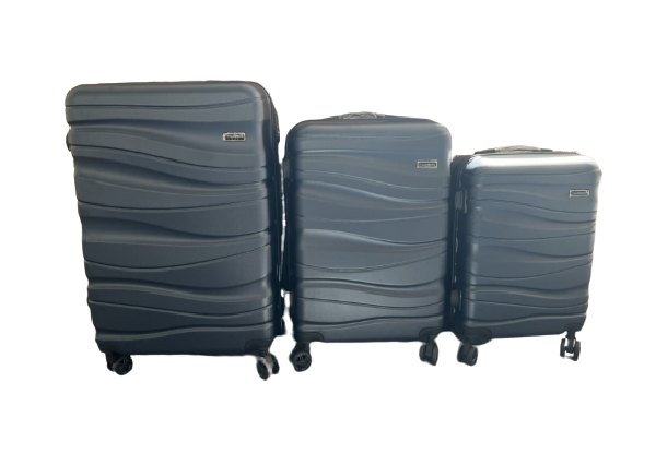 Set of Three Luggage Bags