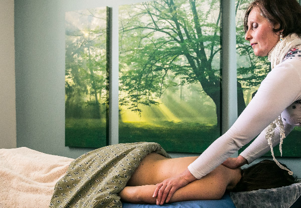 Relaxation Therapeutic Massage incl. a $20 Return Voucher  -  Options for AromaStone Emotional Health, Pain Relief, or a 60-Minute Counselling Session