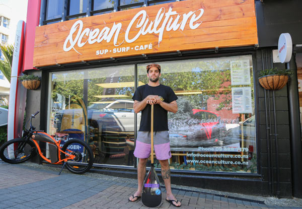 One-Hour Stand-Up Paddle Boarding Hire at Takapuna Beach incl. Paddle, Leash & Life Jacket, Safety Briefing & 10-Minute Lesson - Option for Two Hours