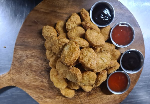 1kg of Chicken Nuggets incl. Four Sauces & 1.5L Bottle of Soft Drink - Pick-Up Only