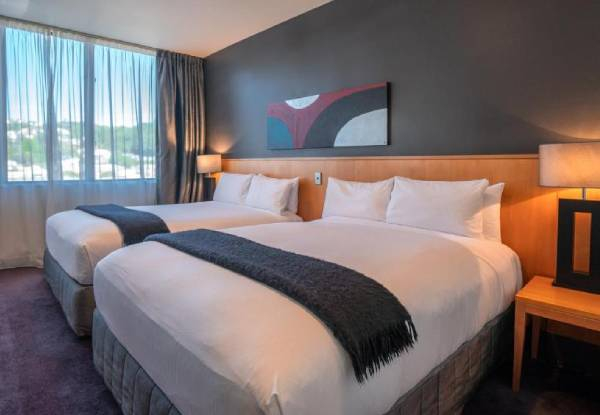 Stay At Scenic Hotel Southern Cross incl. 12pm Check-in & Check-out, Arrival Petit Fours, Two House Cocktails, Wi-Fi & Gym Access - Option for One or Two-Nights Stay in Superior King/Twin Room or Executive King/Twin Room - Valid from 13th December 2024