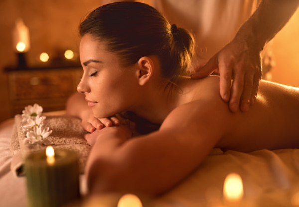 Boutique Winter Pamper Package incl. 30-Minute Relaxation Massage, Mini Facial & Eye Trio - Option for 60-Minute Relaxation Massage