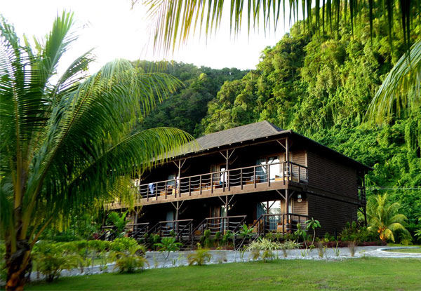 $979 for a Five-Night Samoan Stay for Two incl. Continental Breakfast, Return Airport Transfers & More