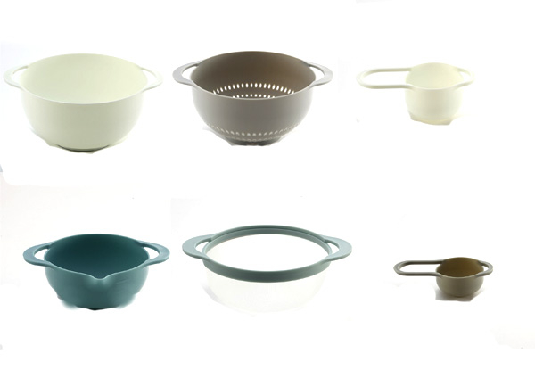 Eight Nesting Bowls Set incl. Mixing Bowls, Measuring Cups, Sieve & Colander