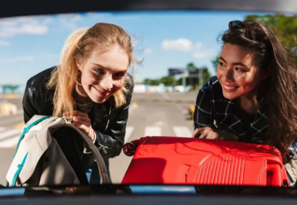 Auckland Airport Valet Parking at the Terminal with a Meet-and-Greet - Options for up to 14 Days of Airport Parking