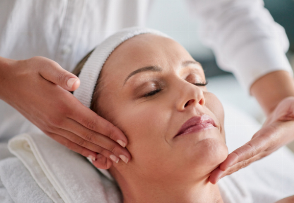 Microdermabrasion Facial - Option for a Skin Juice Face Peel & to incl. LED Treatment