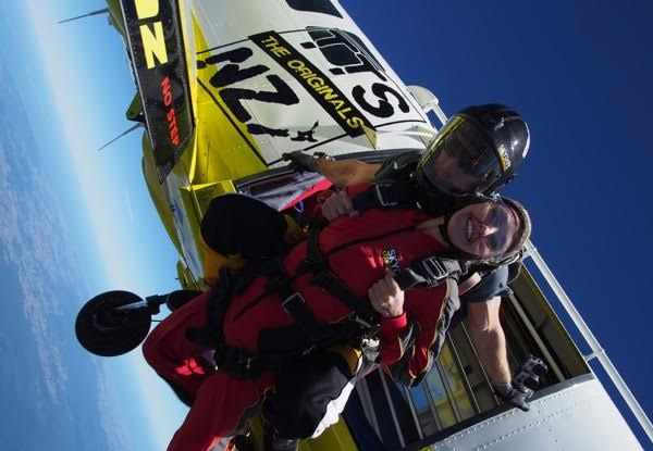 $199 for a 9000-Feet Tandem Skydive Package Overlooking the Bay of Islands & a $20 Voucher Towards a Photo Package – Option Available for 12000-Feet (value up to $329)