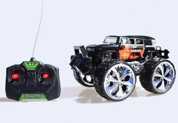 'Bigfoot' Outdoor RC SUV with LED Light