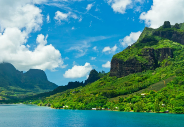 Hawaiian Breeze to Aussie Shores - Per Person Twin-Share 18-Night Cruise Onboard Anthem of the Seas Honolulu to Sydney incl. Two Nights Accommodation in Honolulu & Return Flights - Options for Inside, Outside or Balcony Cabin