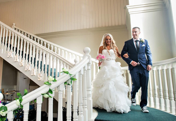 Aston Norwood Beautiful Wedding Package for 100 Guests incl. Venue Hire, Three-Course Buffet Dinner, $7000 Bar Tab & More - Option for Premium Full Garden Wedding Available