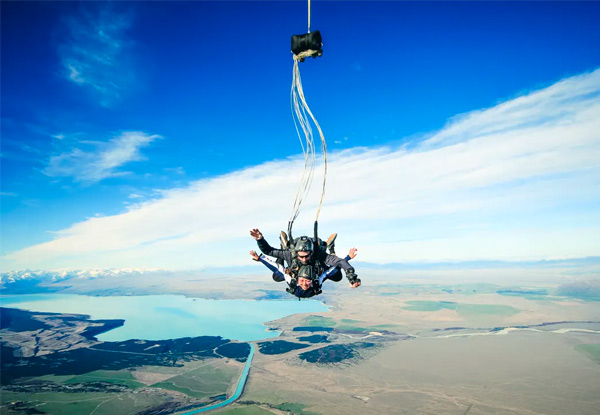 9000ft Tandem Skydiving in Mt. Cook - Option for 13,000ft Skydive & For Two People & Option for Camera Voucher available