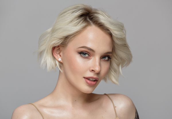 The Signature Cut and Style Experience at Estilo Hair And Beauty