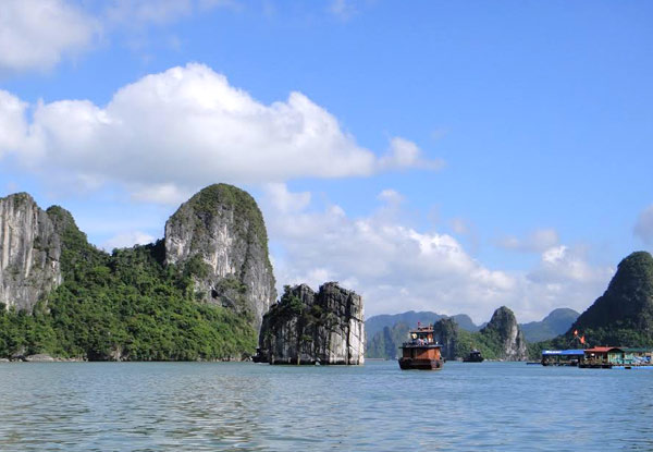 10-Day Per-Person Twin-Share South to North of Vietnam Tour incl. Accommodation, Transfers, Meals as Indicated & More - Options for Four & Five Stars Available