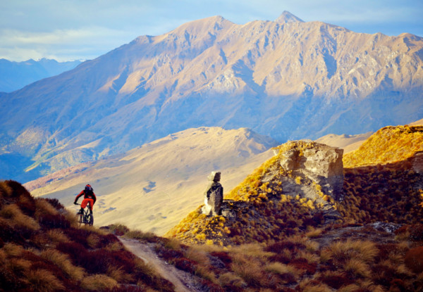Per-Person 16 Day Epic NZ Dreamer MTB Tour – North & South Island incl. Accomodation, Guides, Activities & More