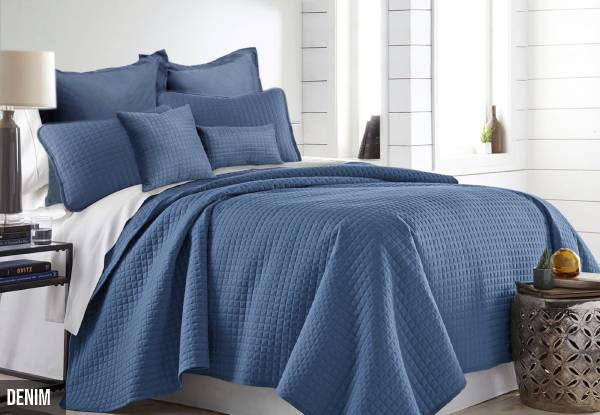 Ramesses Seven-Piece Premium Hotel Comforter Set - Six Sizes & Two Colours Available