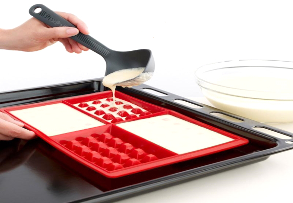 Waffle-Shaped Silicone Baking Mould