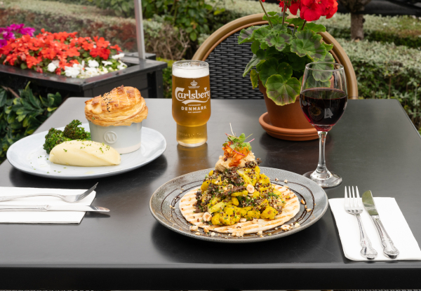 One-Night Christchurch Stay for Two People in an Executive Spa Room incl. Buffet Breakfast, $30 On-Site Dining Voucher at Jimmy's Bar & Restaurant, & Late Checkout