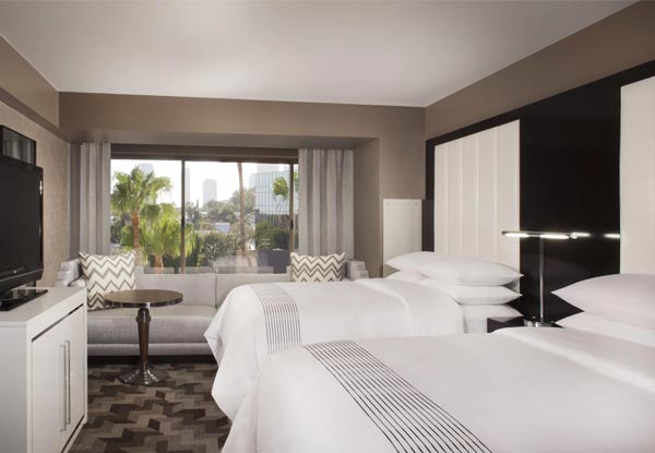 Five-Night Beverly Hills Getaway, Staying at the Beverly Hills Marriott incl. 24-Hour Hop-On Hop-Off Tour