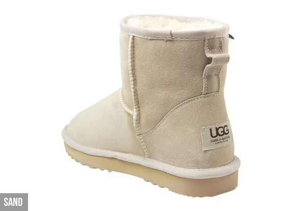 Comfort Me Unisex USC Memory Foam Mini Classic UGG Boots incl. Complimentary UGG Protector - Five Colours & Ten Sizes Available