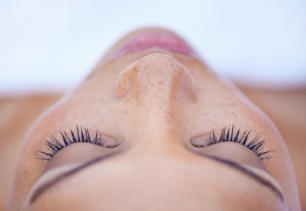 Lash Lift & Tint incl. Your Choice of Hand & Foot Massage or Brow Shape & Tint
