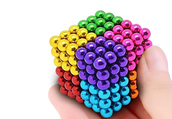 216-Piece Buckyballs Magnetic DIY Puzzle Toy - Two Colours & Two Sizes Available