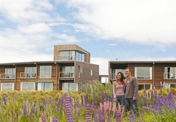 $219 for a One-Night Stay for Two in a One-Bedroom Mountain View Villa incl. WiFi & 2-for-1 Breakfast – Available Sunday - Friday