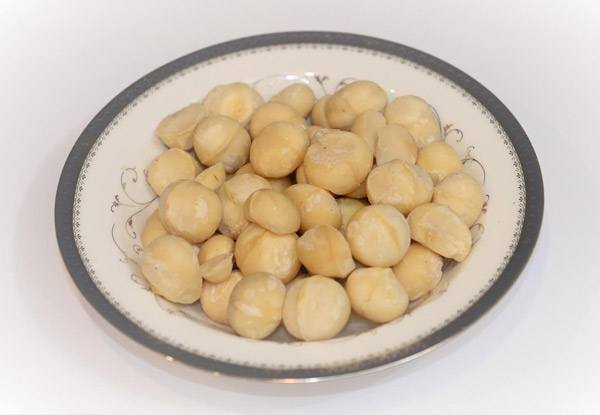 Three-Pack Aotea Macadamias - Option for Six-Pack of 150G Available