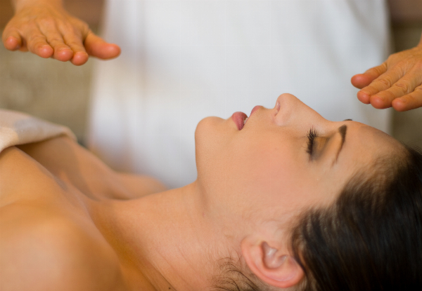 One-Hour Reiki Treatment for One Person incl. Consultation - Option for One-Hour Chakra Balancing Treatment incl. Consultation
