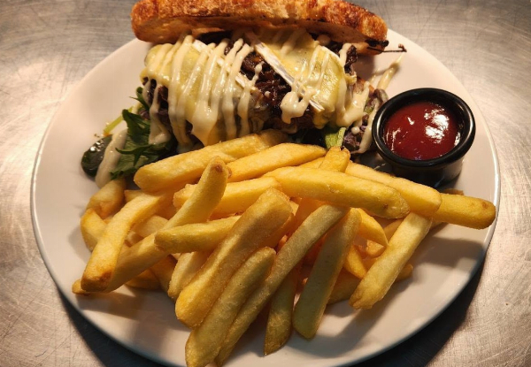 $90 Dining Voucher to spend on Food & Drinks