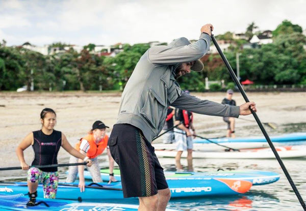 One-Hour Stand-Up Paddle Boarding Hire at Takapuna Beach incl. Paddle, Leash & Life Jacket, Safety Briefing & 10-Minute Lesson - Option for Two Hours