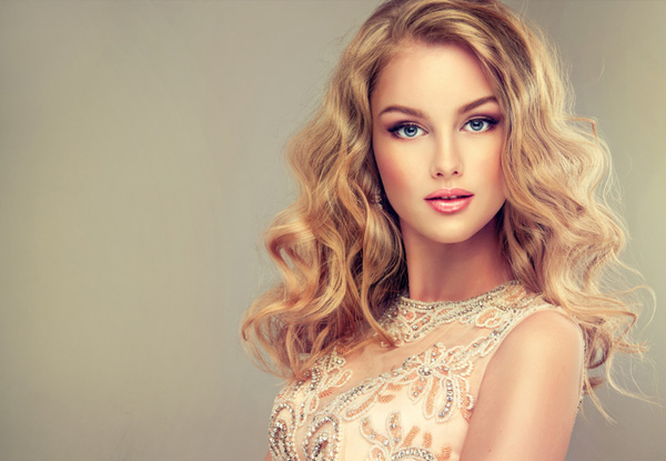 Blonde Makeover Hair Package incl. Half Head of Foils or Ombre incl. Conditioning Treatment, Blow Wave or GHD Finish & a 25% Off Return Voucher