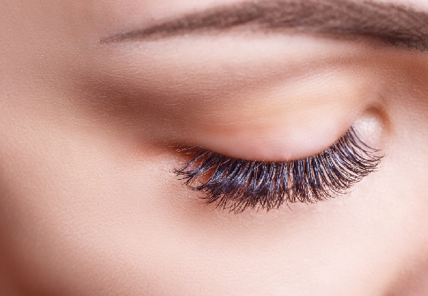 Classic Eyelash Extensions - Option for a Full Set of Eyelash Extensions