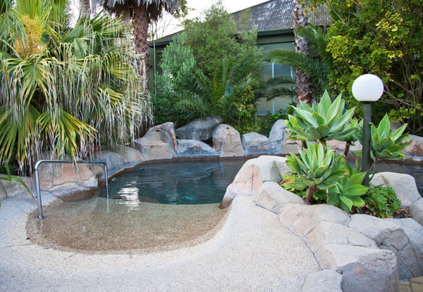 Private Rock Pool Venue Hire for up to 50 People & Full Use of Pool Facilities incl. Kitchen & Barbecue Facilities - Option to incl. a $300 Non-Alcoholic Bar Tab