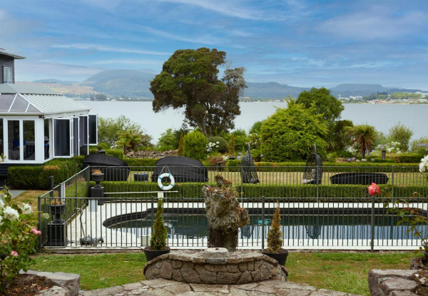Luxury 5-Star Rotorua 1-Night Getaway for Two incl. Breakfast, Cheese Platter, Free Mini Bar, Spa & Pool Access, Early Check-in & Late Checkout & 20% of F&B at Dukes Restaurant - Pool View or Lakefront Rooms Available - 2 Nights Available