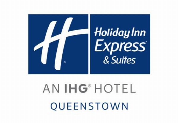 Four Star, One-Night Queenstown Getaway for Two People in a Standard Room incl. Welcome Drink, Express Start Breakfast, Unlimited Wifi, Parking, Late Checkout - Options for Two or Three Nights incl. Apres-Ski Voucher