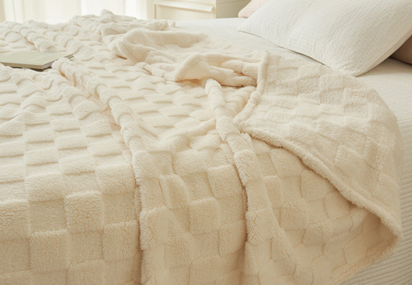 Checkered Jacquard Throw Blanket - Available in Four Colours & Option for Four Sizes