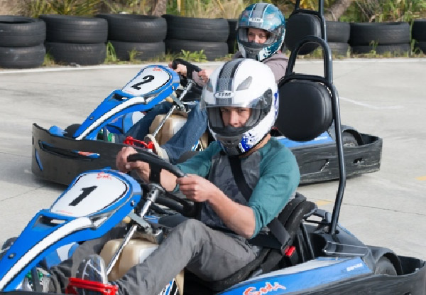 10-Minute Race in a Fun Kart or Pro Kart -
Options for Six People or Two 10-Minute Races for Six People - Valid Tuesday & Wednesday Only