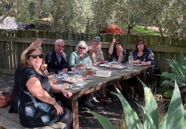 Food & Wine Experience for Two People in Hawkes Bay incl. 10% Discount off Any Hawkes Ridge Goods