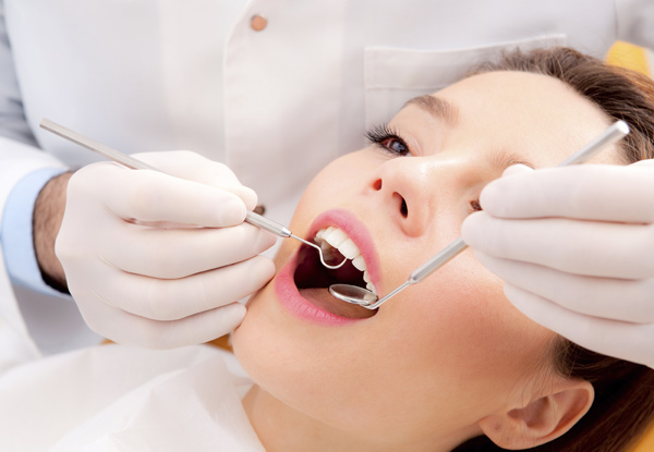 Full Dental Check with Two X-Rays, Oral Health Advice & Clean