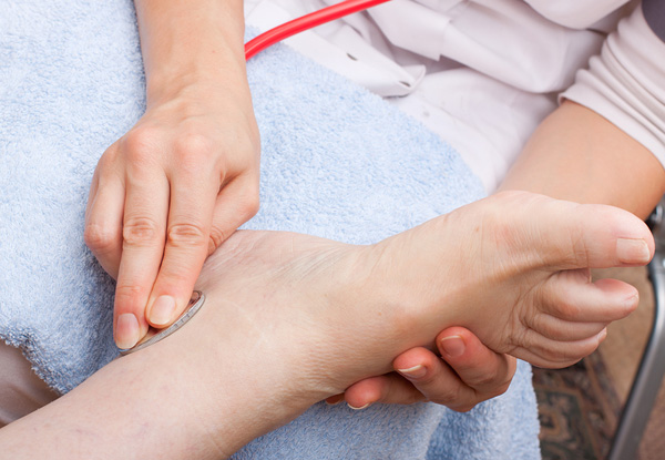 30-Minute Consultation with a Registered Podiatrist & Take Home Foot Cream