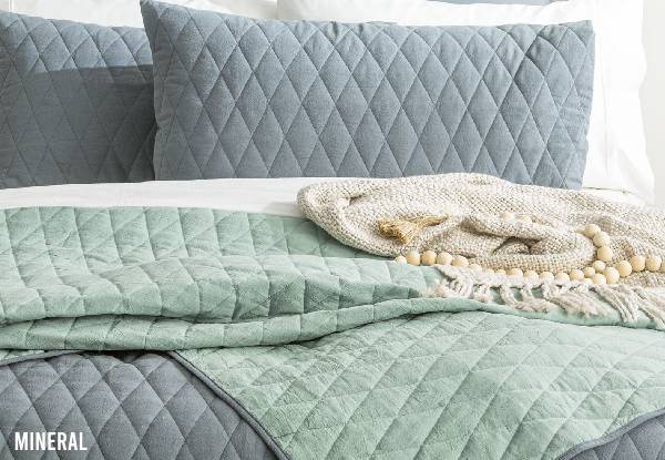 Renee Taylor Diamante Vintage Stone Washed Cotton Reversible Quilted Coverlet Incl. Pillowcase - Available in Six Colours & Two Sizes