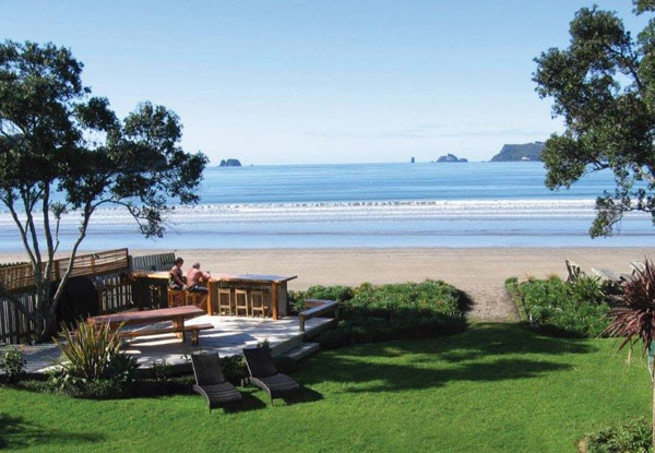 Coromandel Beachfront Break for Two People - Options for a Two or Three-Night Stay incl. Late Checkout, Free WiFi & Use of Kayaks, Beach Bar, BBQ Deck & Spa Pool